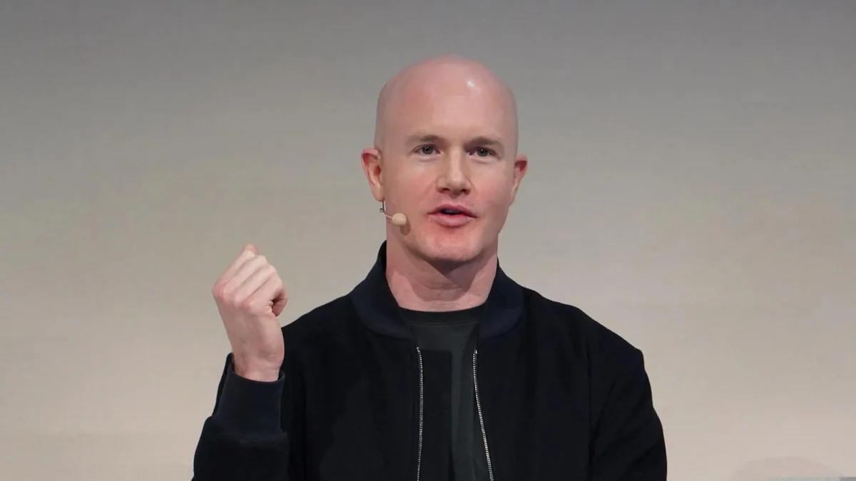 Brian Armstrong, de Coinbase, dice que bitcoin podría haber tocado fondo en 60.000 dólares
