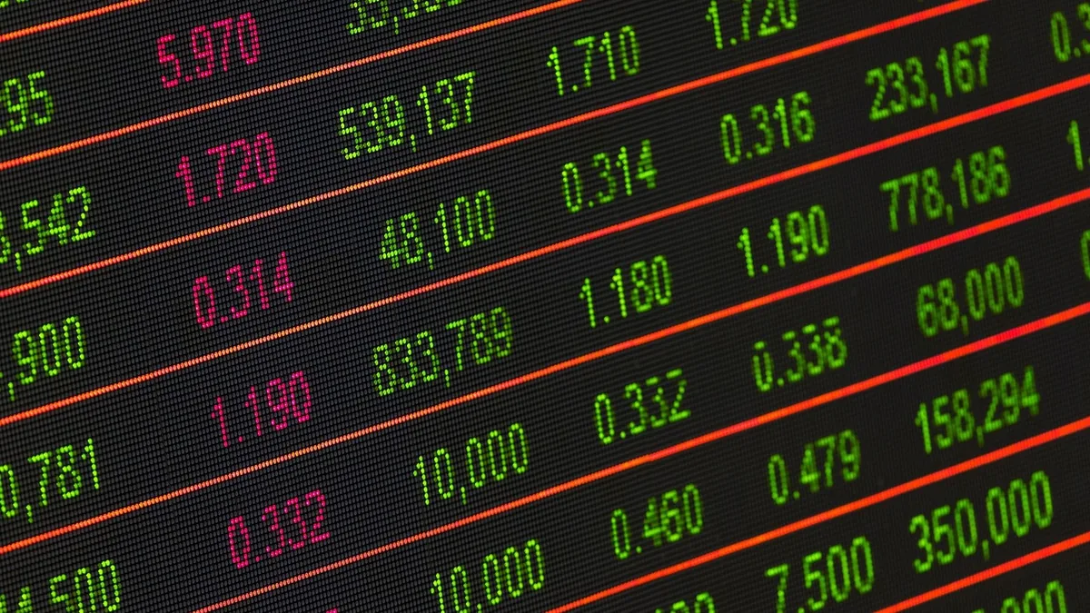 Bitcoin’s Macro Rebound Meets a Japan Rates Test