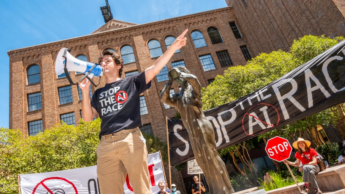 San Francisco’da Protestocular OpenAI, Anthropic ve Google DeepMind’e AI Geliştirmeyi Duraklatma Çağrısı Yaptı