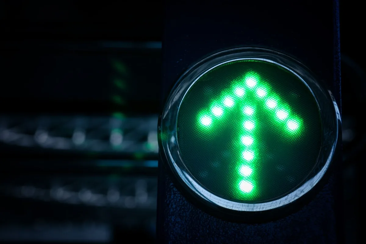 Ether, Solana and Dogecoin Rise as Bitcoin Moves Above $60,000
