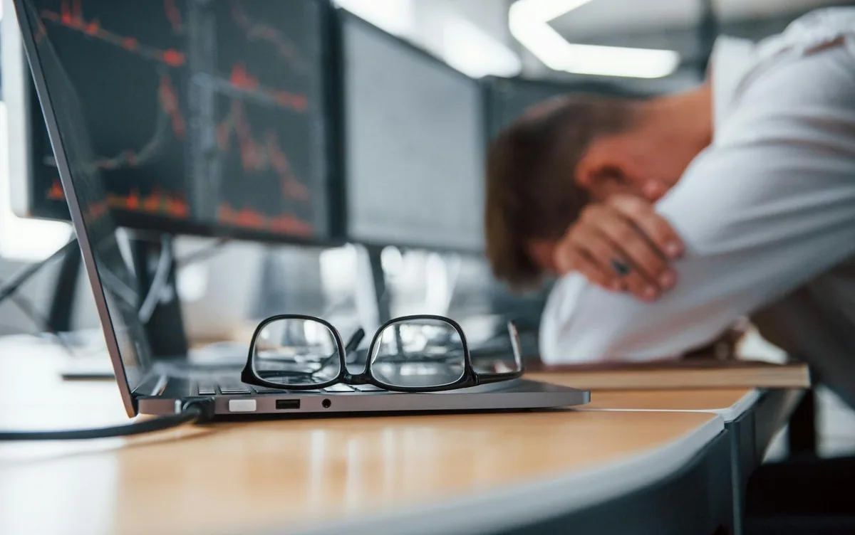 Zcash and Hyperliquid Tokens Slide as Traders Position Against Bitcoin Rebound