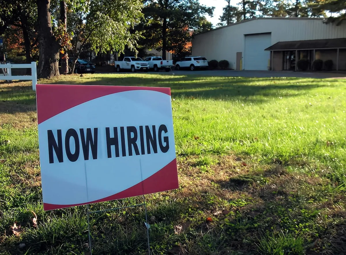 Strong U.S. Jobs Report Adds Rate Pressure as Bitcoin Stays Under Strain