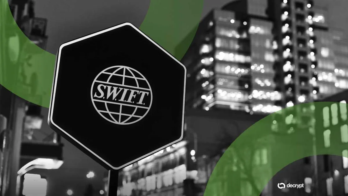 Swift prepara un libro mayor para transferencias tokenizadas 24/7, con liquidación aún en rieles tradicionales